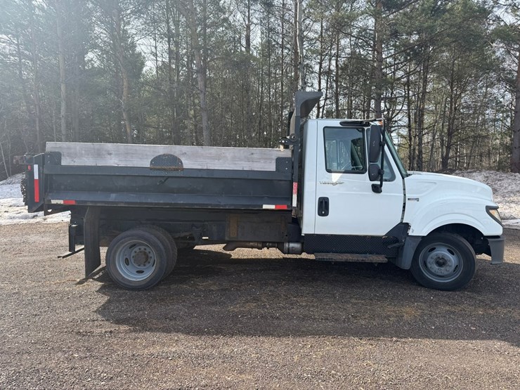 2011-international-terrastar-image-6