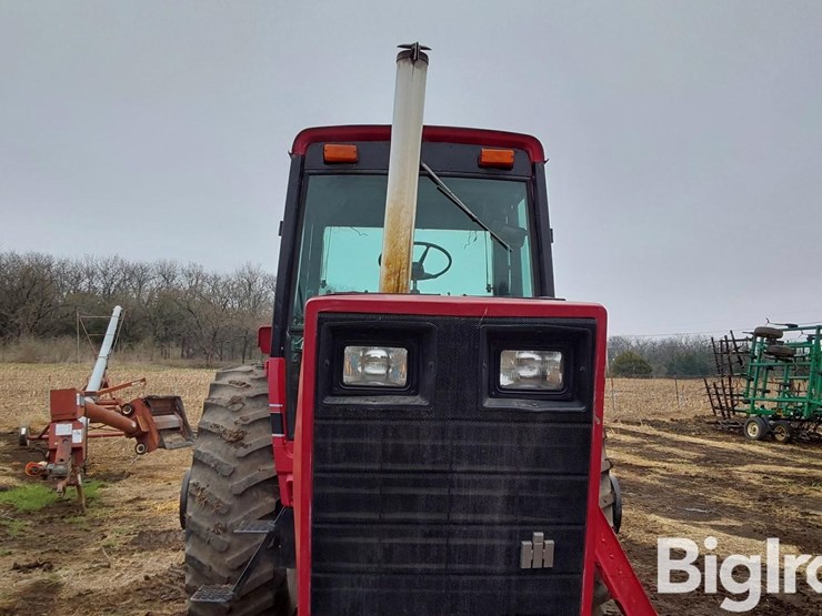 1985-international-5488-image-13