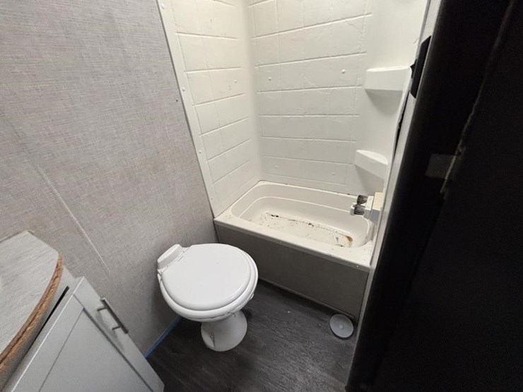 2020-premier-bl19fbpr20-travel-trailer-image-35