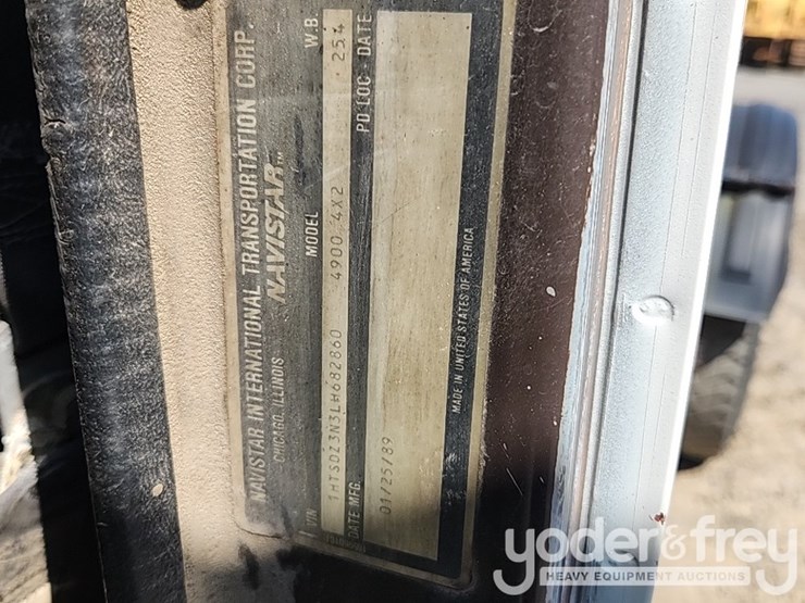 1989-international-4900-image-38