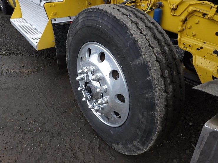 2016-kenworth-w900-image-72