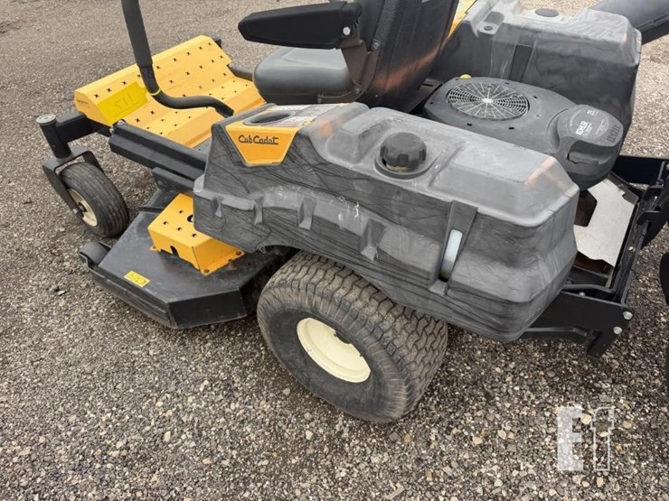 2017-cub-cadet-z-force-l54-image-6