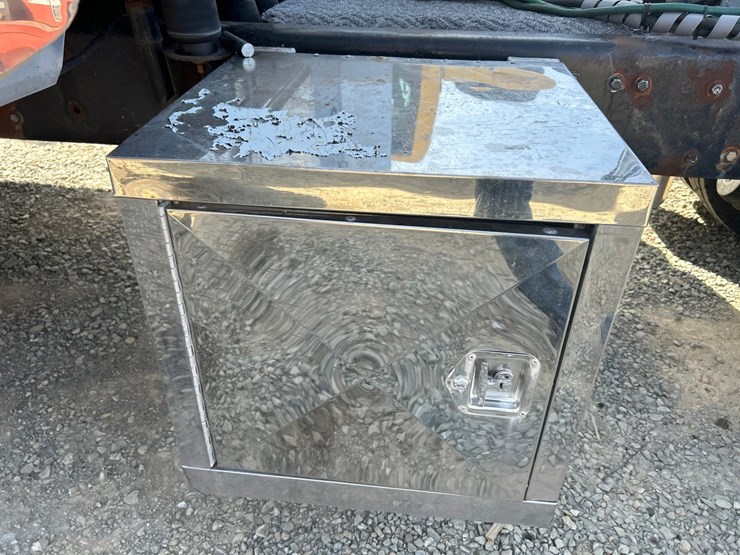 1999-kenworth-t600-image-37