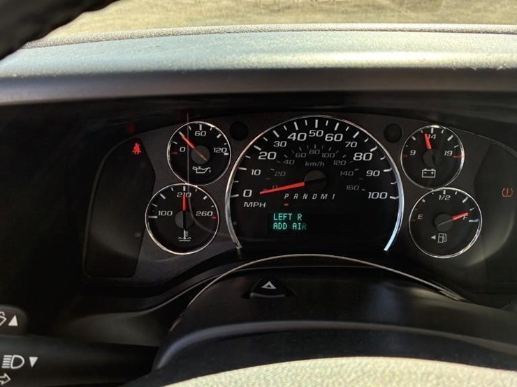 2021-gmc-3500-image-16