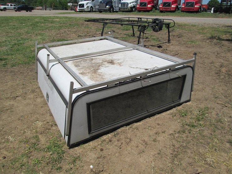 #36727-•-are-82"x72"-camper-shell-image-4