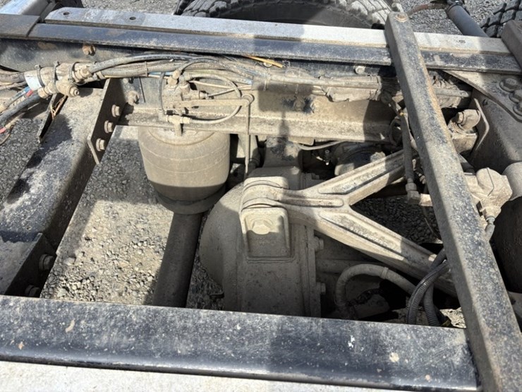 2019-kenworth-t880-image-28