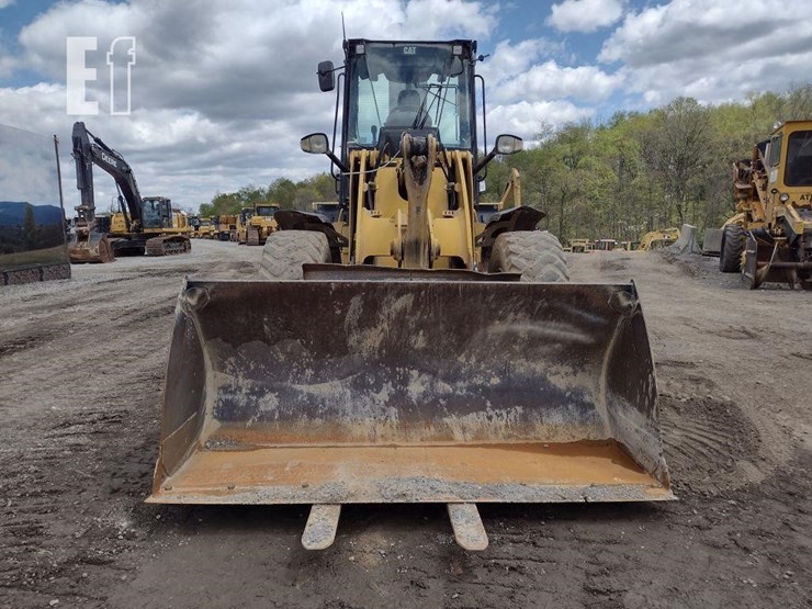 2015-caterpillar-914k-image-2