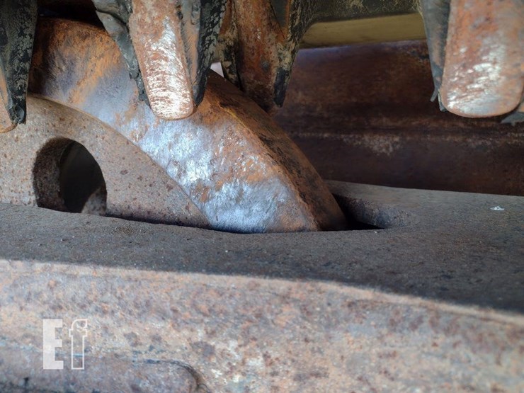 2009-morooka-mst3000vd-image-24