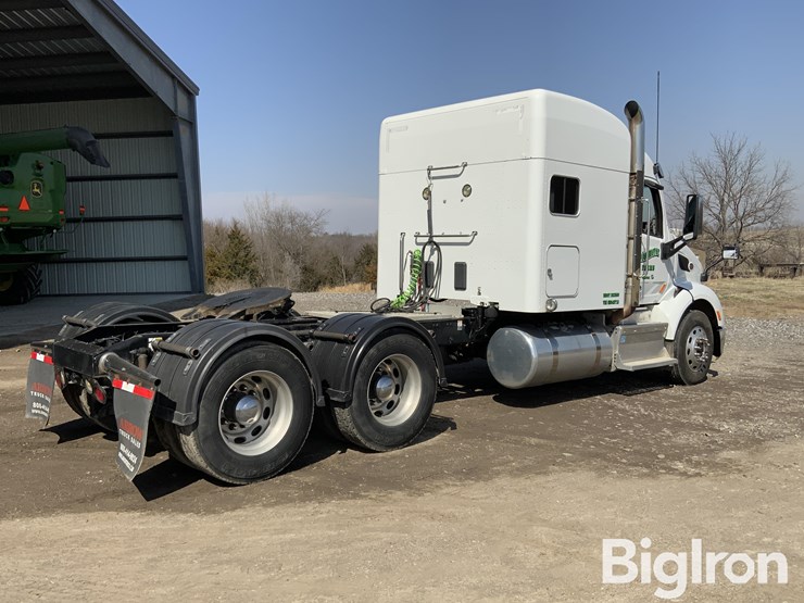 2016-peterbilt-579-image-5