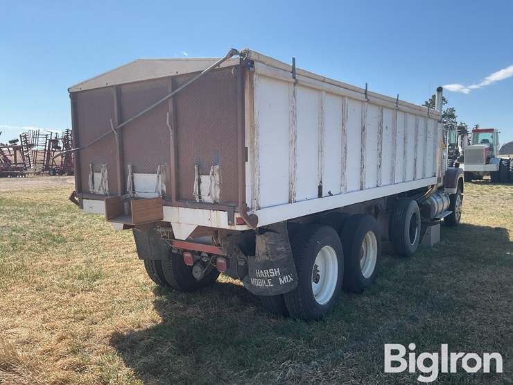 1984-international-durastar-4300-image-5