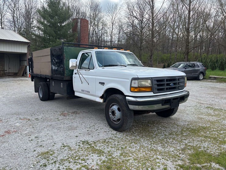 1997-ford-super-duty-dump-truck-image-16