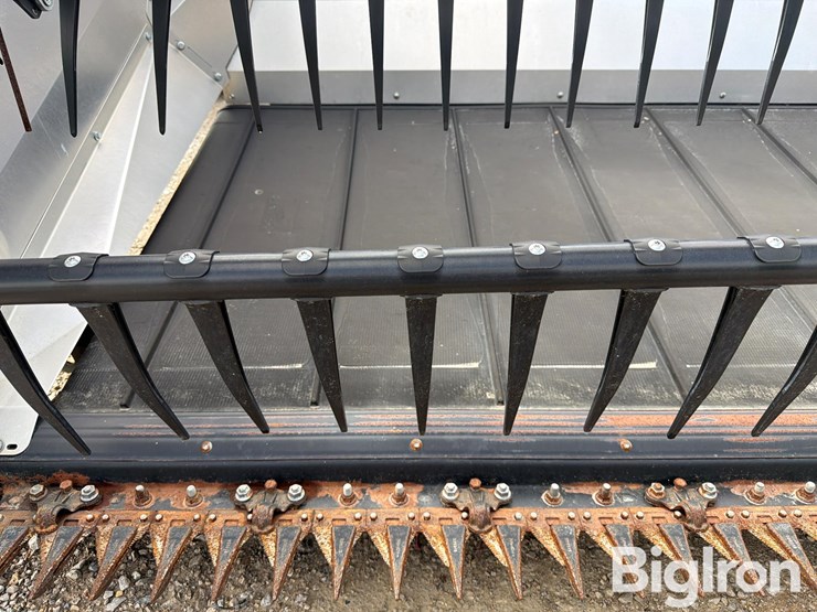 2023-mac-don-fd235-image-16