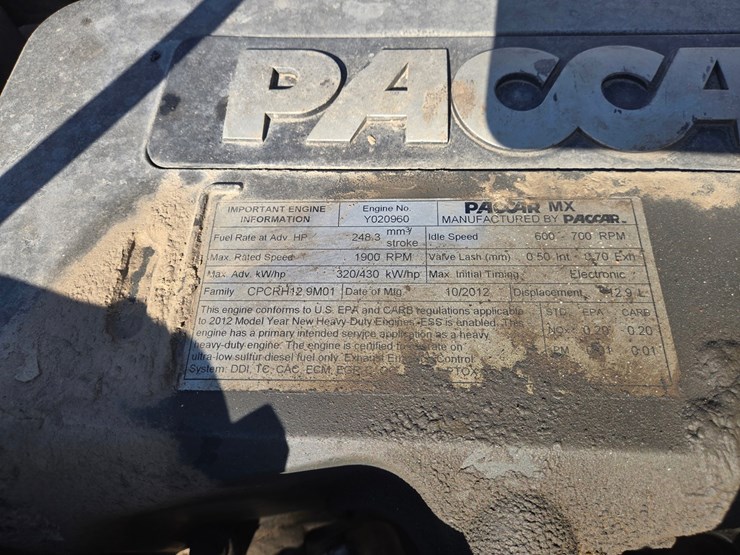 2013-peterbilt-386-image-51