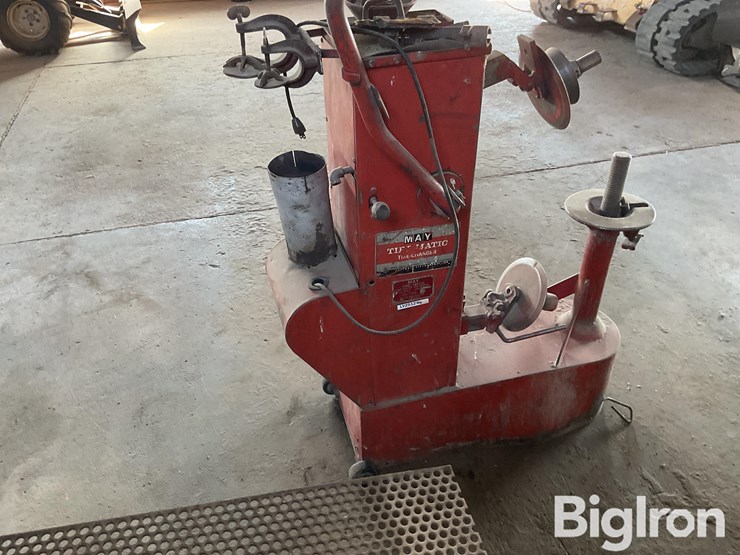 may-m62-b-tire-matic-tire-changer-image-5
