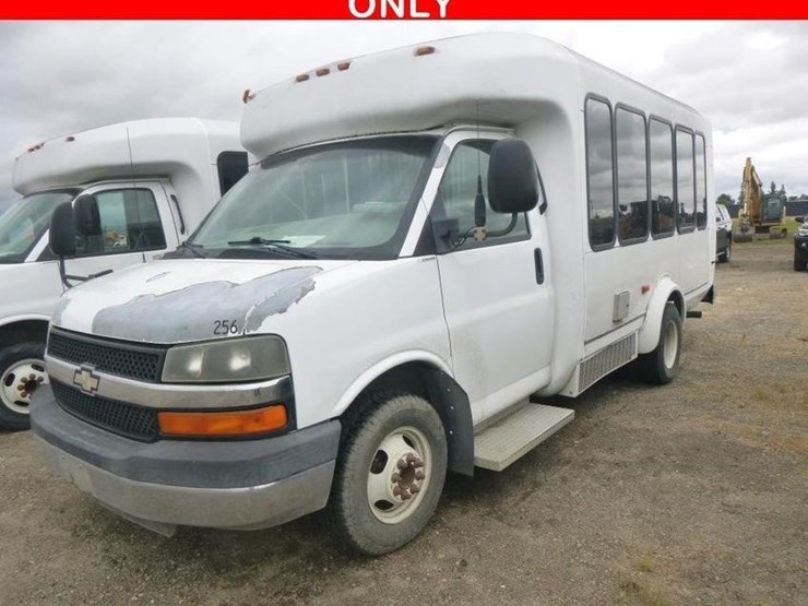 2009-chevrolet-3500-image-1