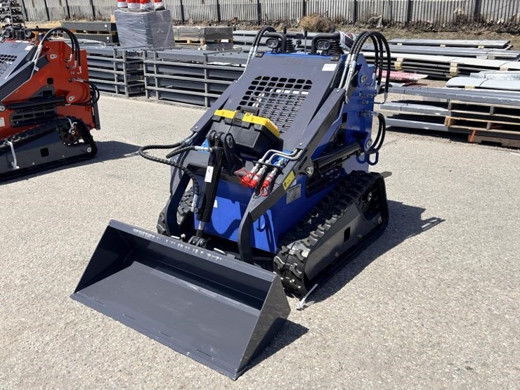 2026-zjg-zj-380-skid-steer-loader-image-1