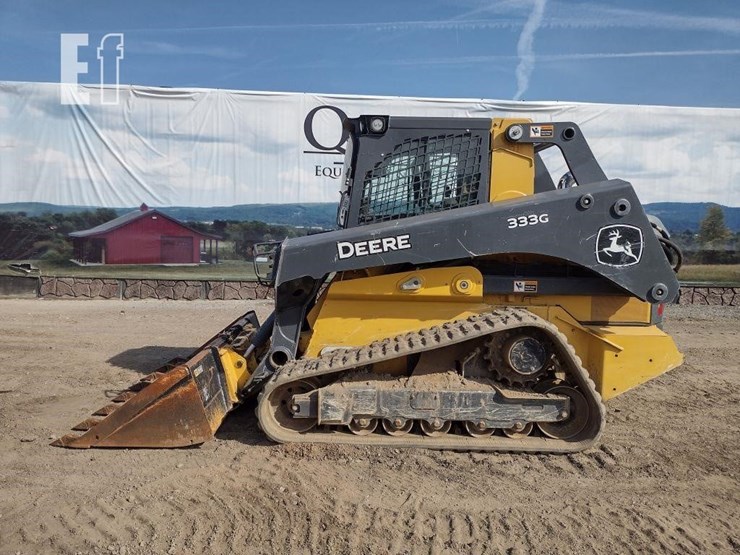 2023-deere-333g-image-1