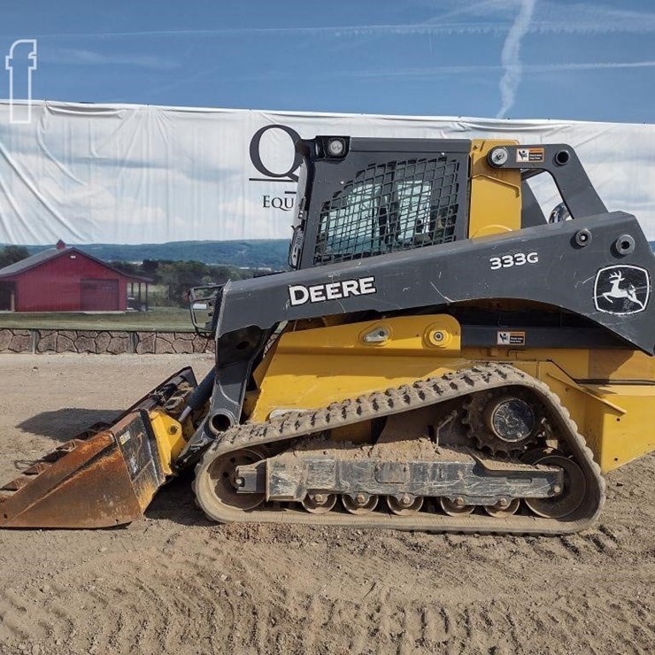 2023 DEERE 333G