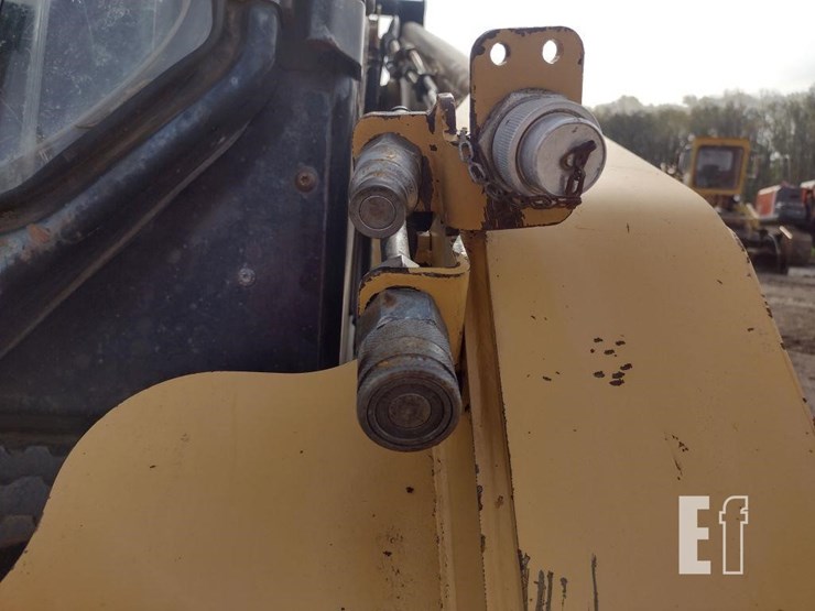 2005-caterpillar-287b-image-23