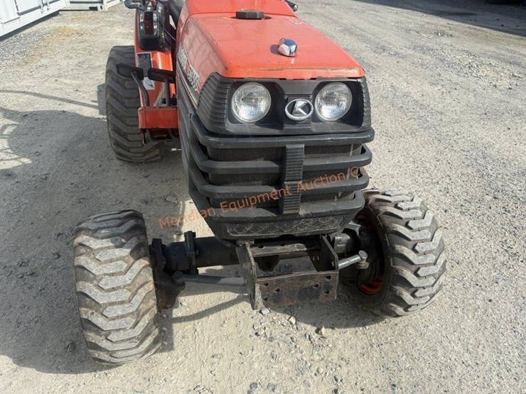 kubota-b7400-image-12