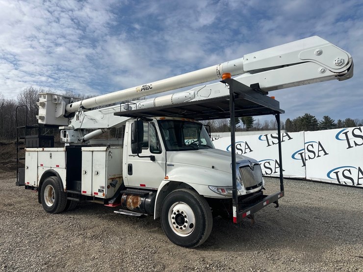 2009-international-durastar-4300-image-7