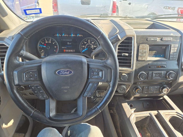 2016-ford-f150-xl-image-14