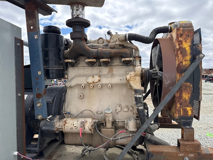 massey-ferguson-8-image-7