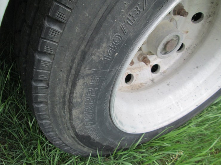 #46187-•-1990-featherlite-g1108-46'-s/a-aluminum-horse-trailer-1fpl38105la912062-image-15