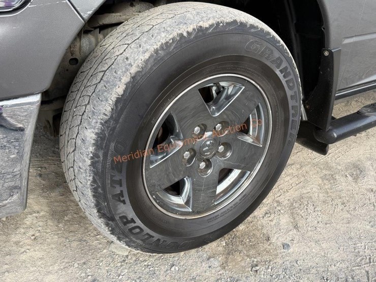 2011-dodge-1500-image-9