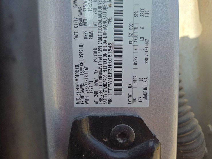 2017-ford-f150-xl-image-20