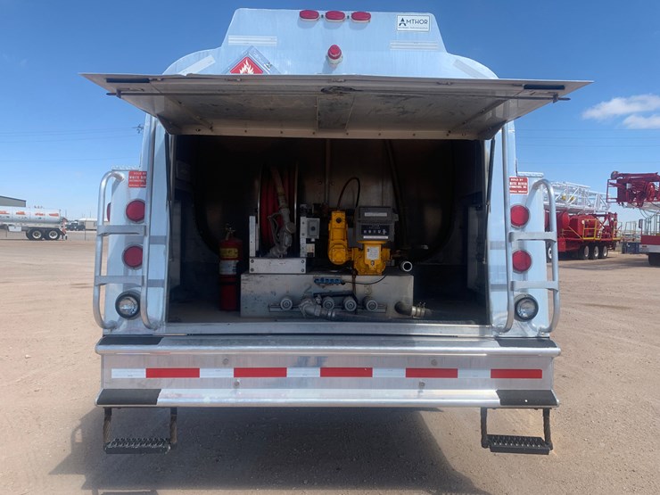 2020-kenworth-t370-image-4