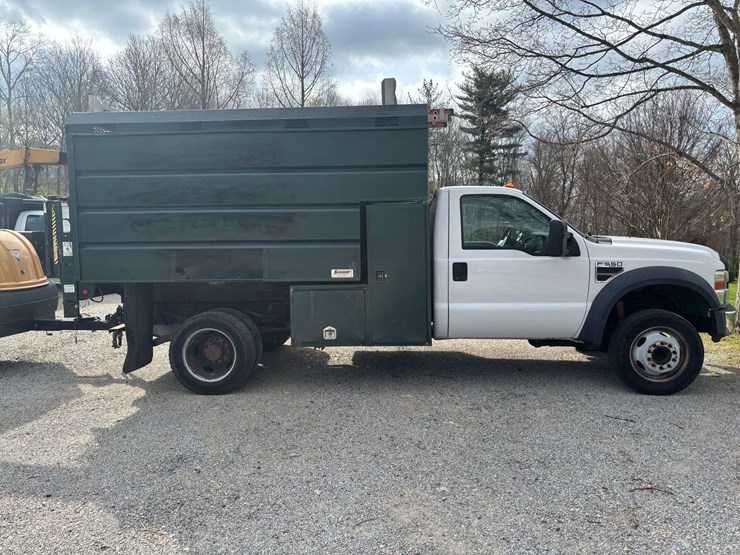 2008-ford-f550-image-3