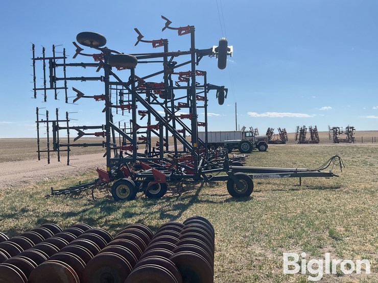 flexi-coil-c820-field-cultivator-image-4