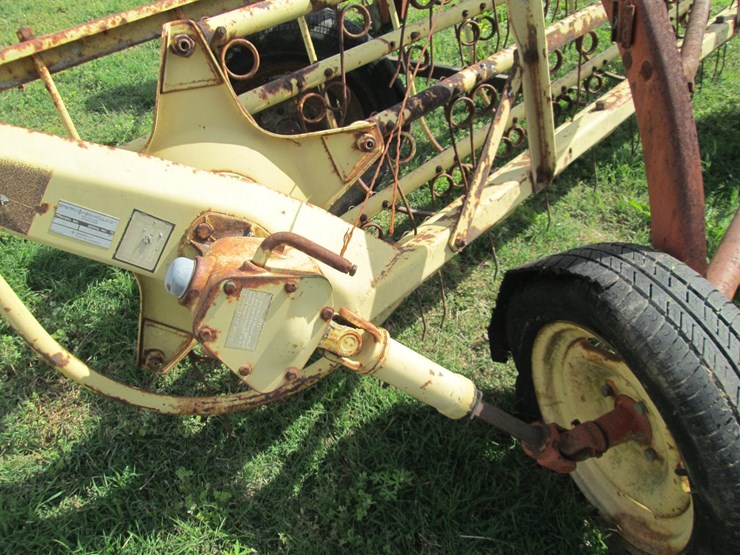 new-holland-256-image-6