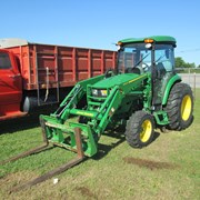 JOHN DEERE 4066R