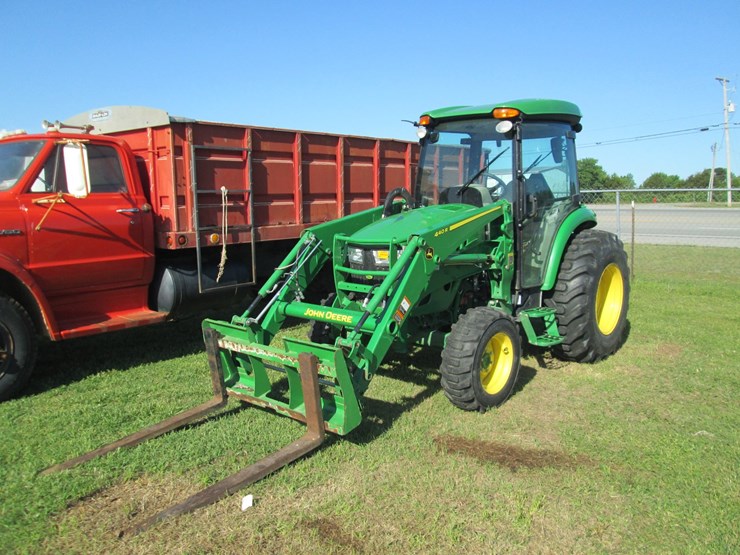 john-deere-4066r-image-1