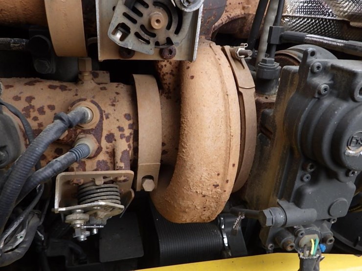 2016-kenworth-w900-image-65