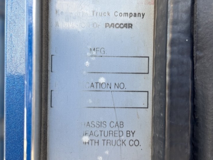 2000-kenworth-t800b-image-40