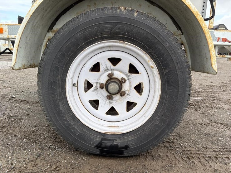 2006-ver-mac-cms-1584-towable-message-board-image-12