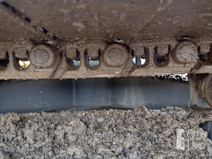 2020-volvo-ec220e-lr-image-28