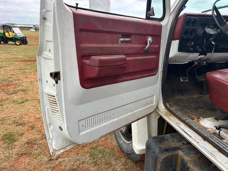 1976-chevrolet-c60-image-18