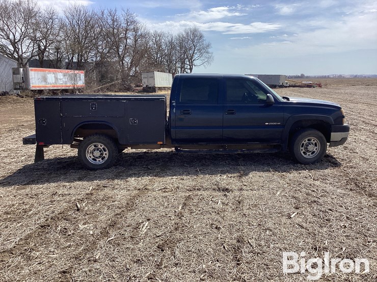 2005-chevrolet-silverado-2500-image-4