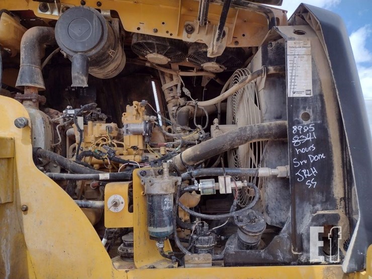2015-caterpillar-914k-image-43