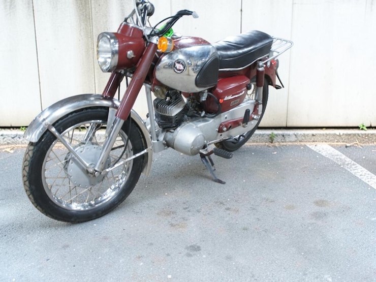 1963-kawasaki-b8-motorcycle-image-5