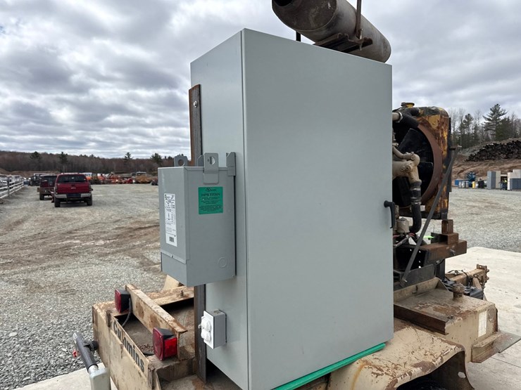 massey-ferguson-8-image-11