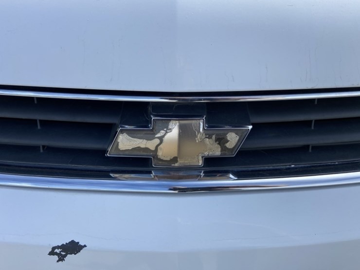 2011-chevrolet-impala-sedan-image-9