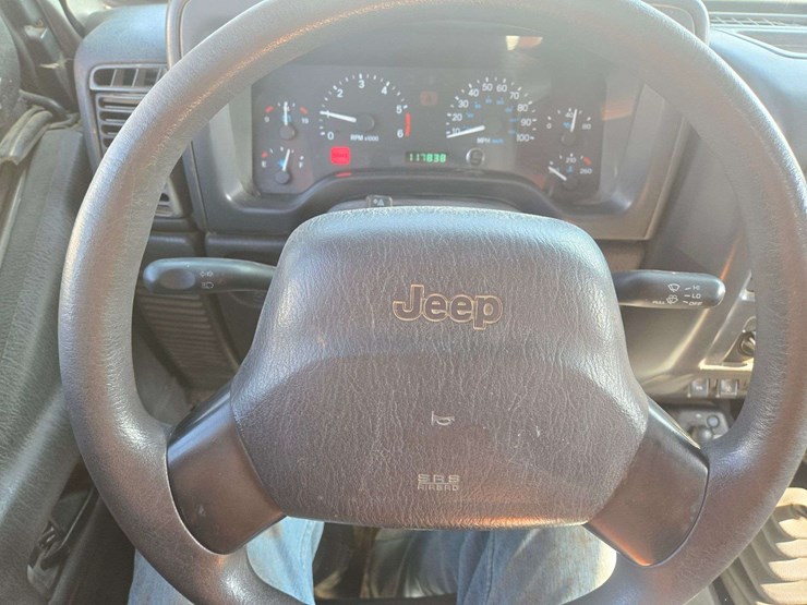 2000-jeep-wrangler-image-14