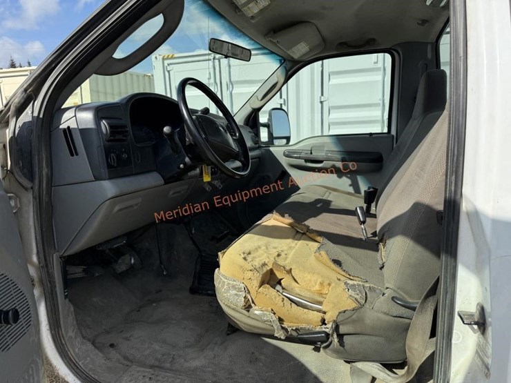 2006-ford-f250-xl-image-36