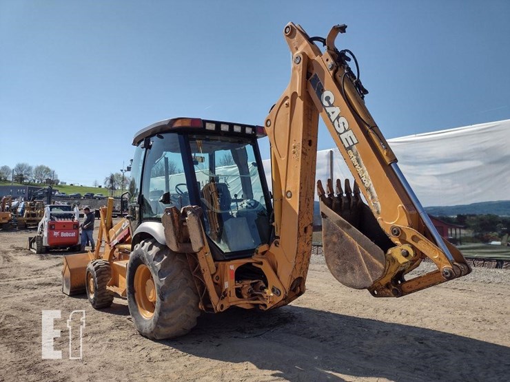 case-580m-turbo-image-37