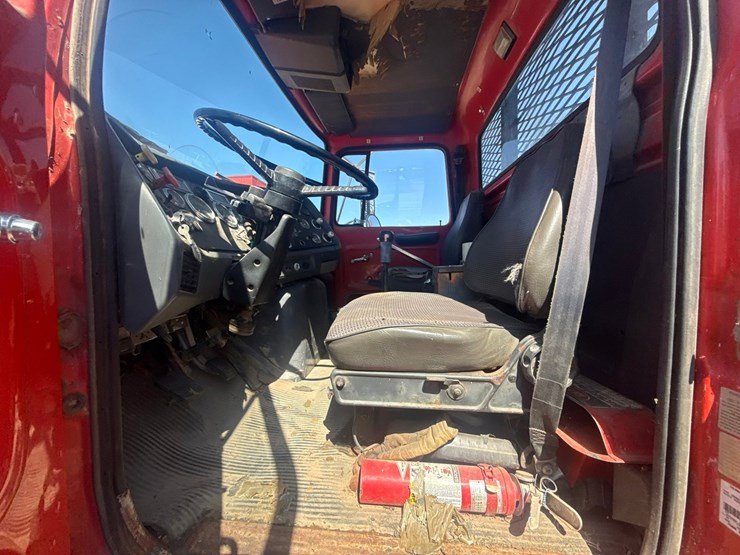 1996-ford-l9000-image-71